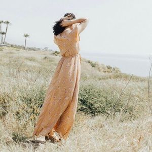 Carly Jean Los Angeles “Lille” Maxi Dress